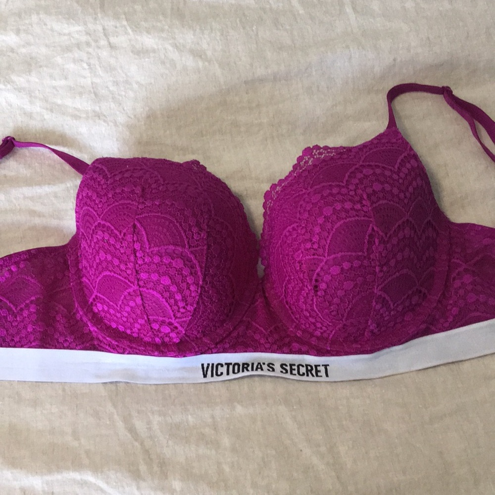 34DD Victoria’s Secret Lace Demi Bra